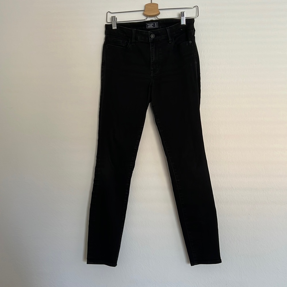 Black Abercrombie & Fitch Jeans